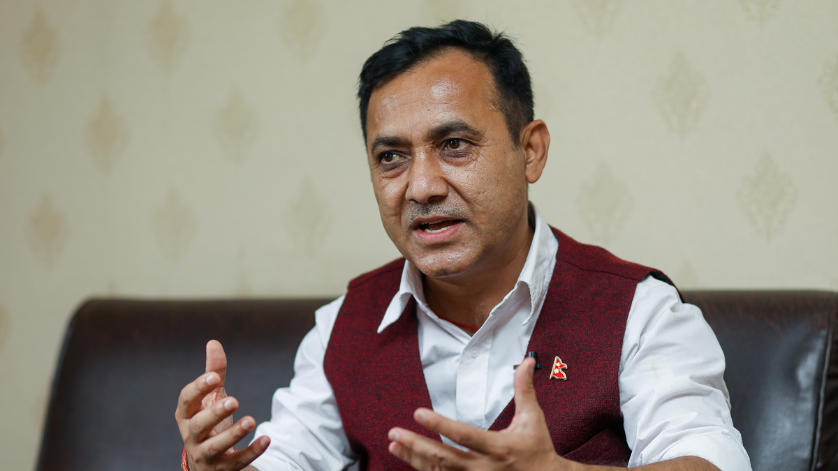 चुनाव नलड्ने विश्वाप्रकाश शर्माको घोषणा